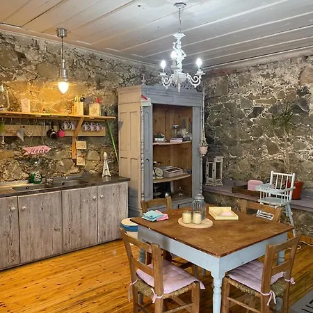 Feriehus House *